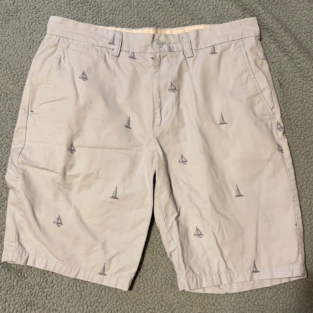 MENS OLD NAVY SHORTS